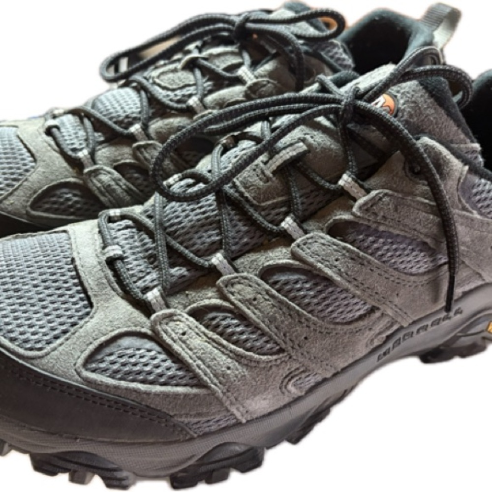 Merrell Men's Moab 3 Waterproof Hiking shoes 
Black and Gray
